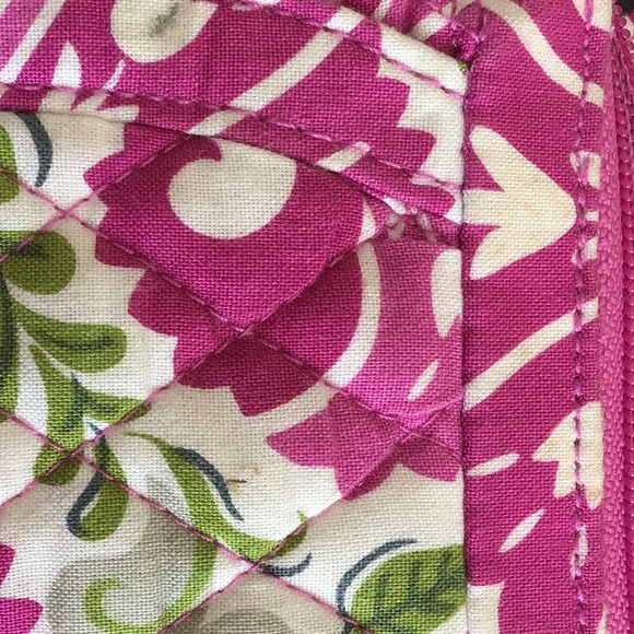 Vera Bradley vintage floral messenger bag 100% cotton, quilted pockets - Picture 8 of 15